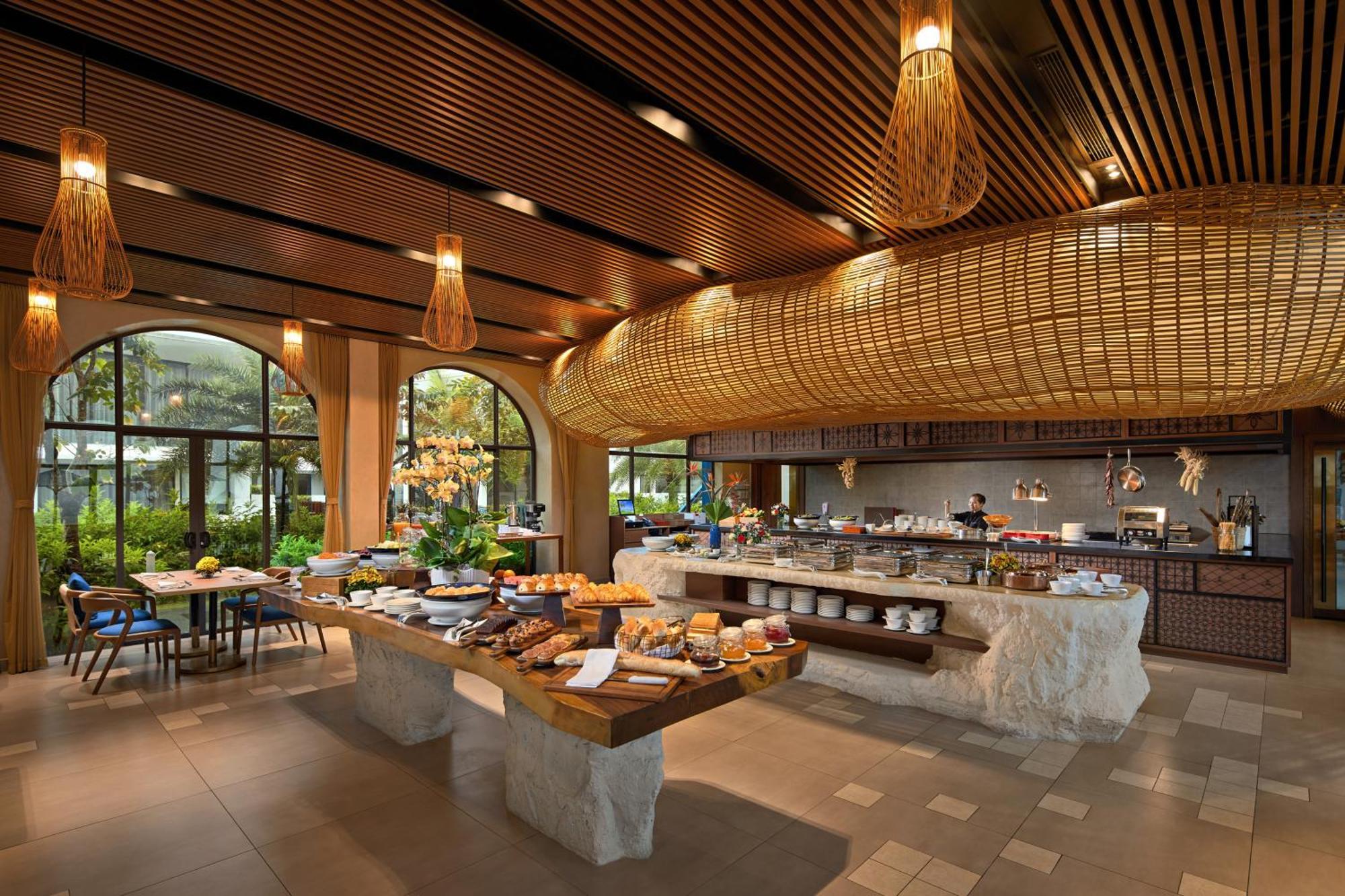 Wyndham Hoi An Royal Beachfront Resort & Villas Exterior foto