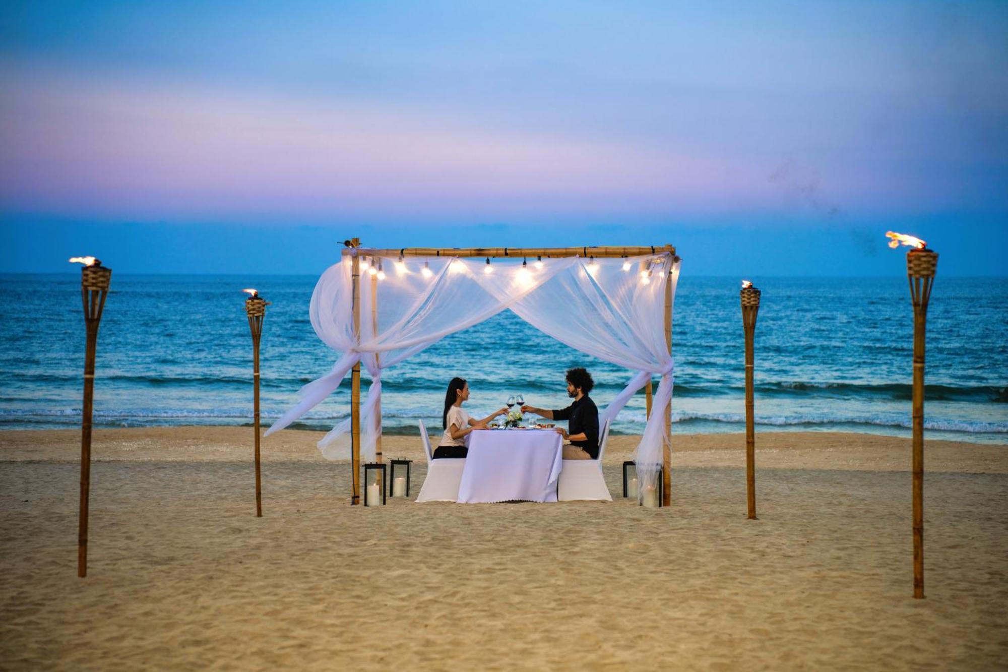 Wyndham Hoi An Royal Beachfront Resort & Villas Exterior foto